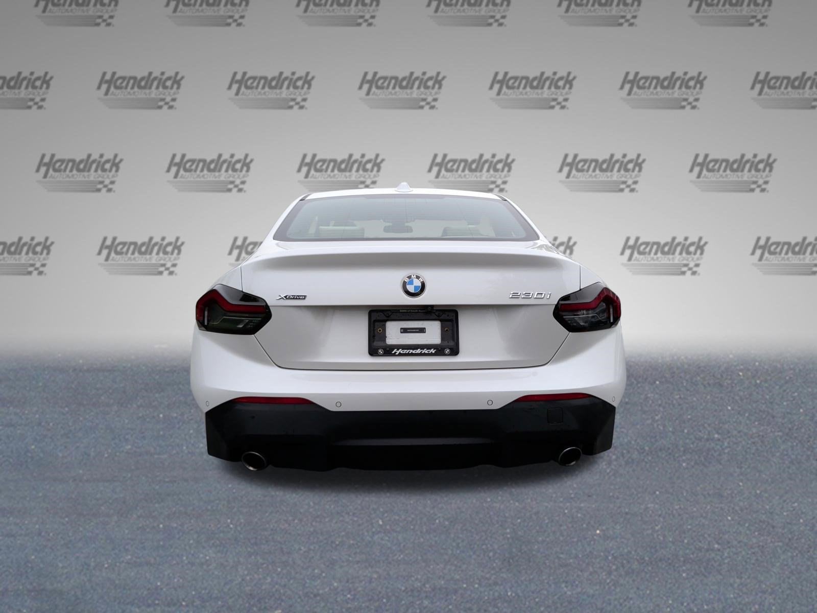 2024 BMW 230i 230i xDrive photo 3