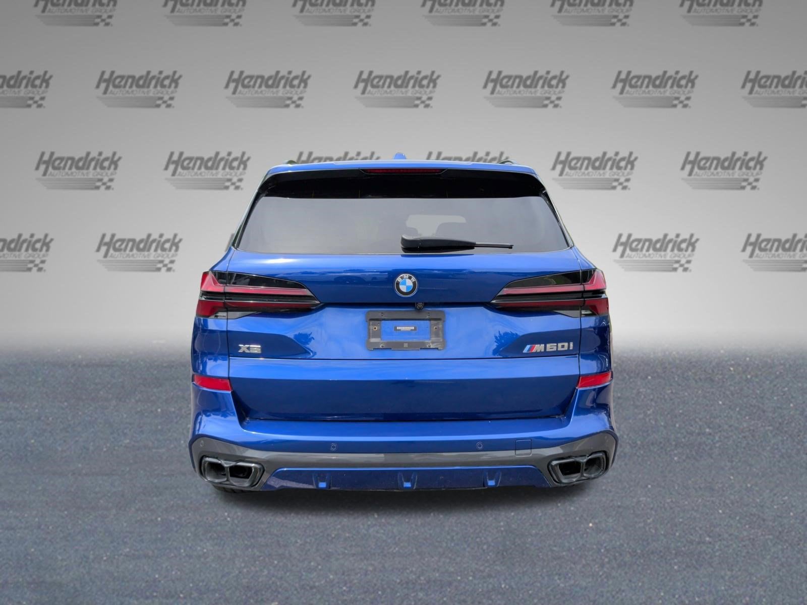 2024 BMW X5 M60i photo 3