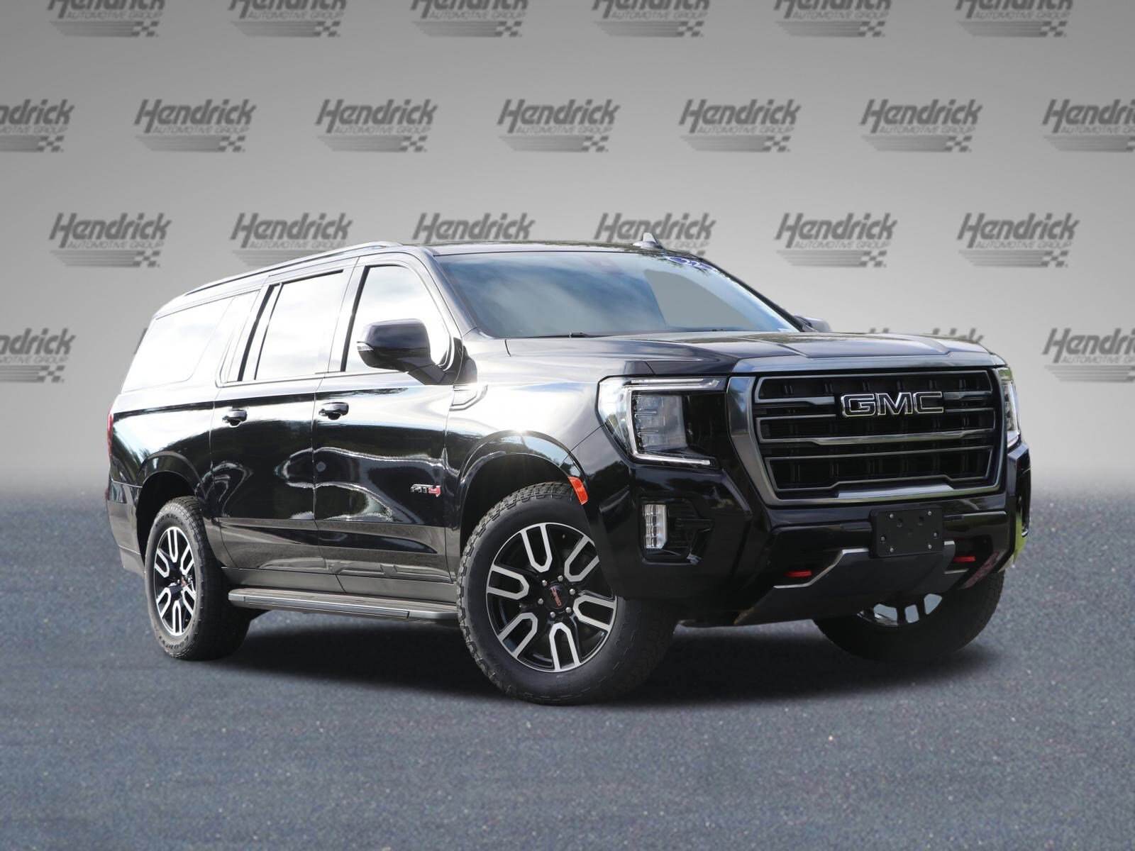 2022 Gmc Yukon XL AT4 photo 2