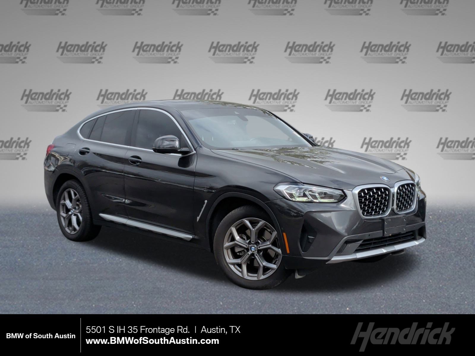 2024 BMW X4 30i's photo