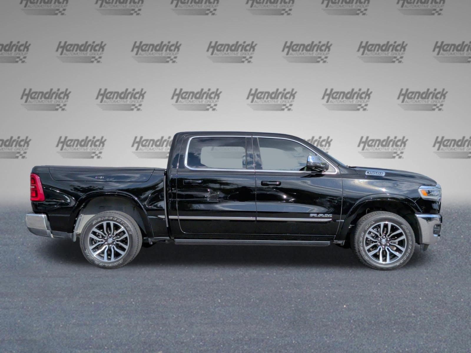 2025 Ram 1500 Limited photo 4