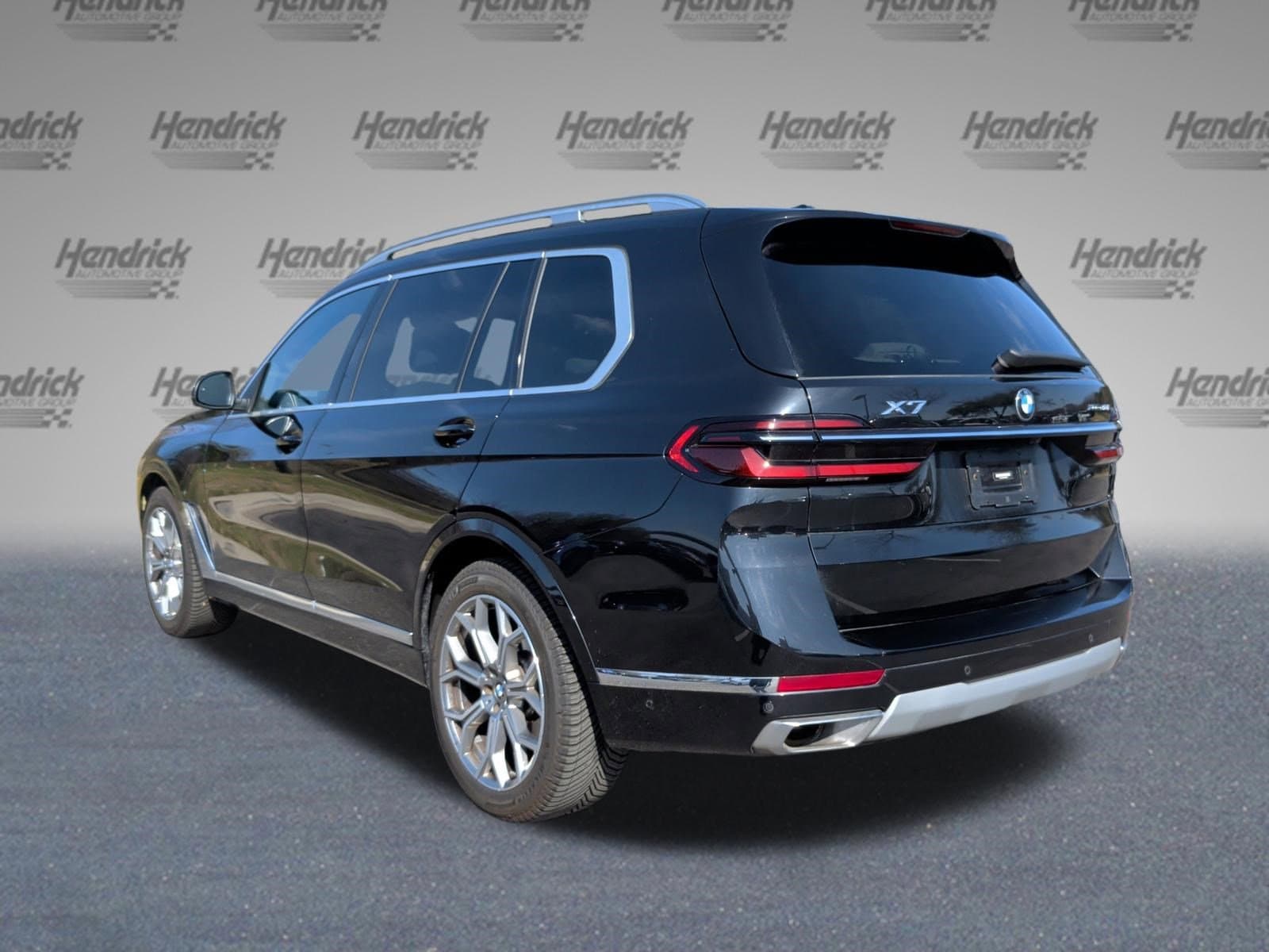 2024 BMW X7 xDrive40i photo 3