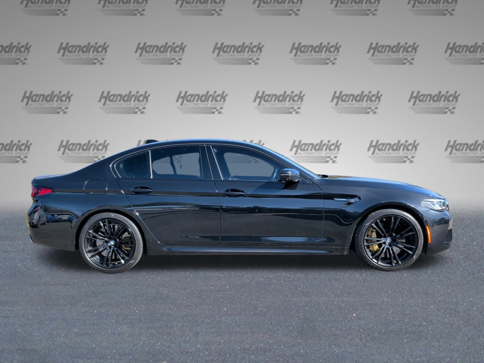2023 BMW M5 photo 4