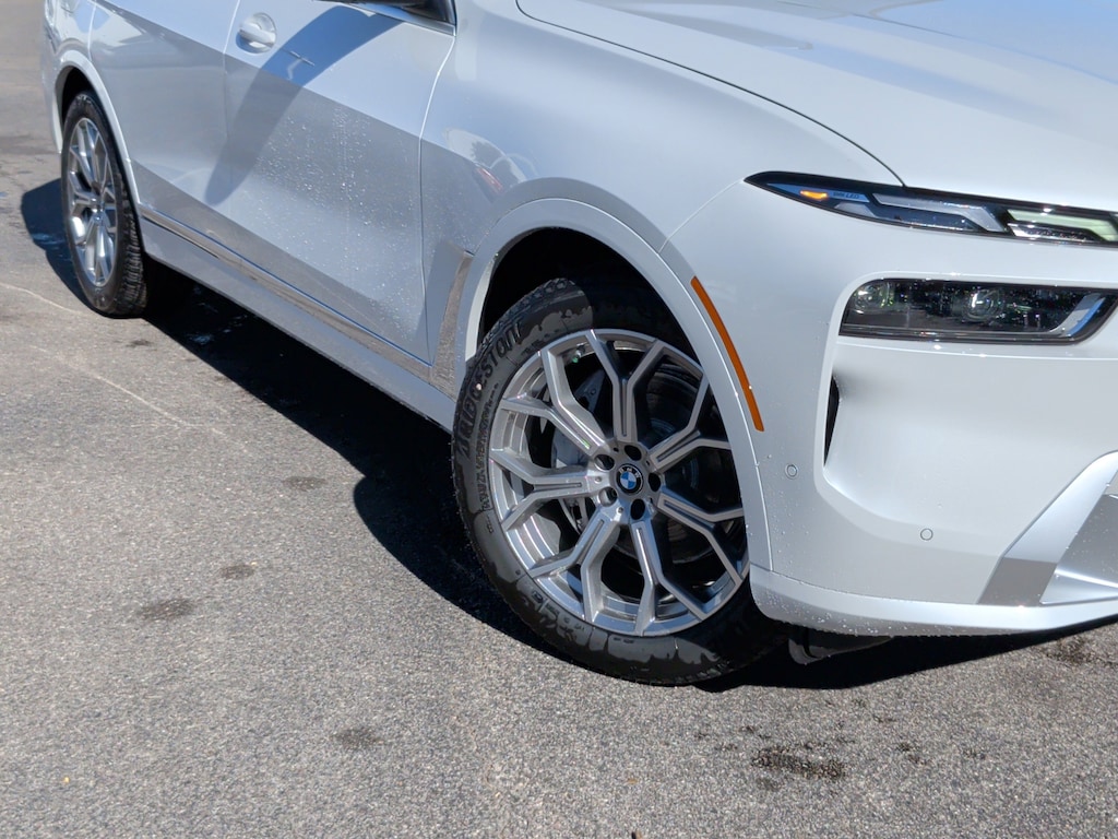 New 2026 BMW X7 xDrive40i SUV