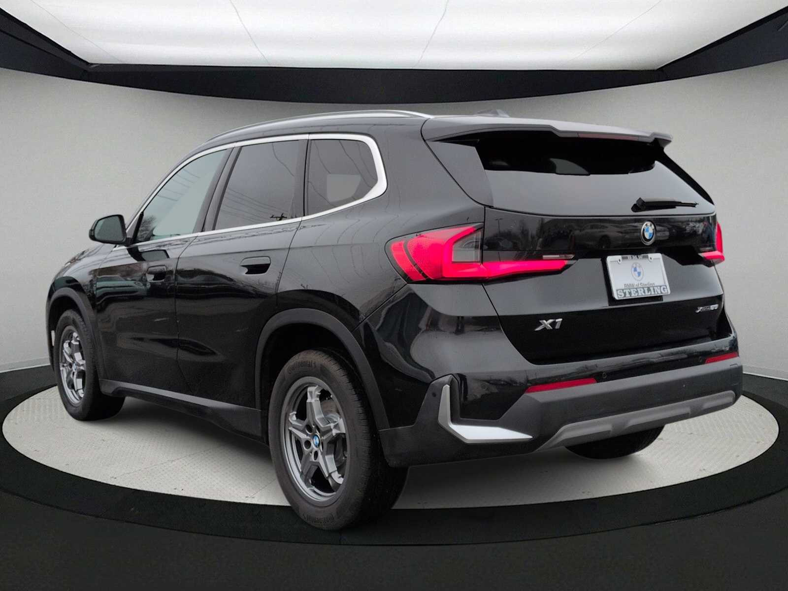 Thumbnail: 2023 BMW X1 - 6