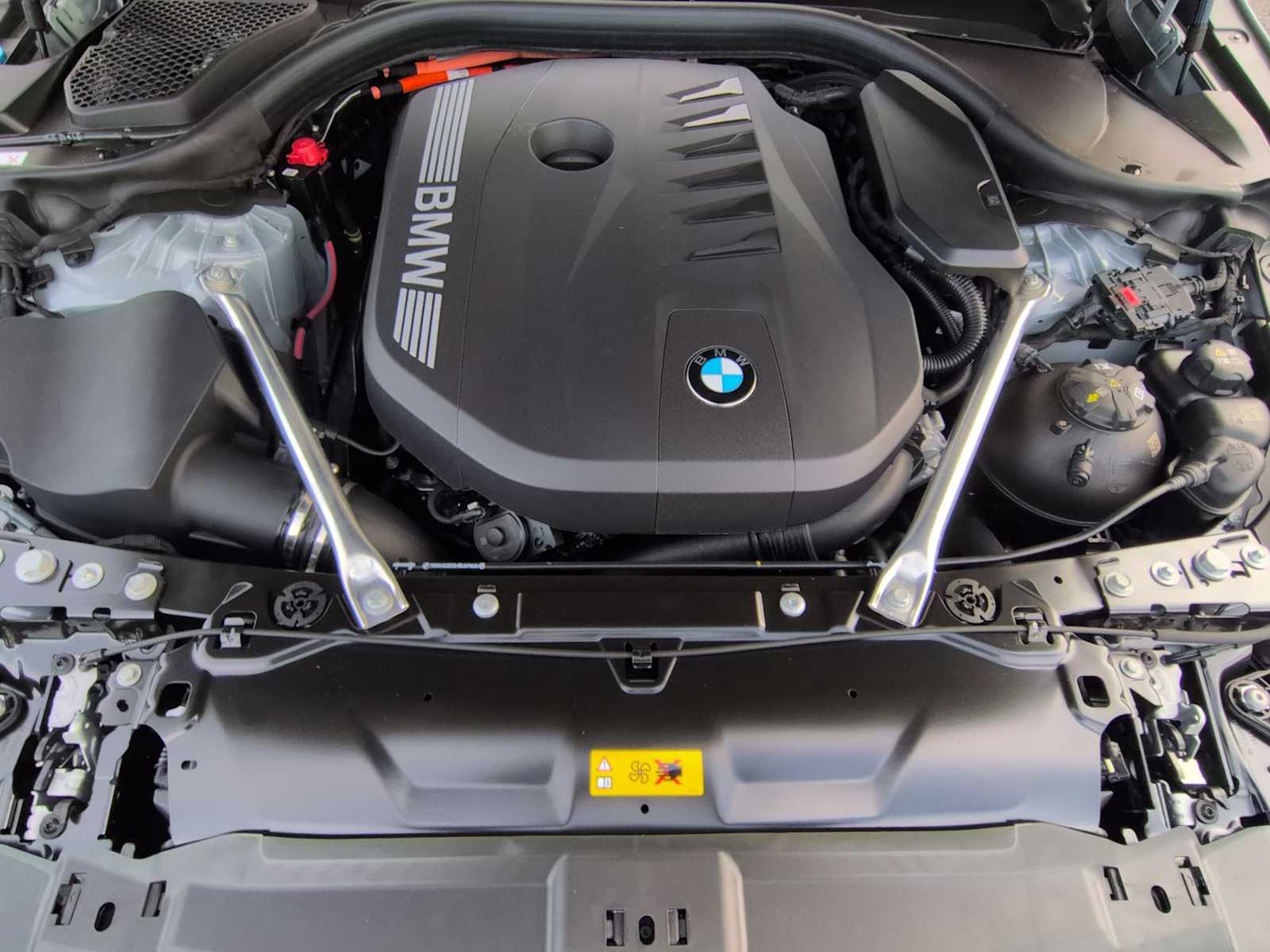 Thumbnail: 2026 BMW 5 Series - 15