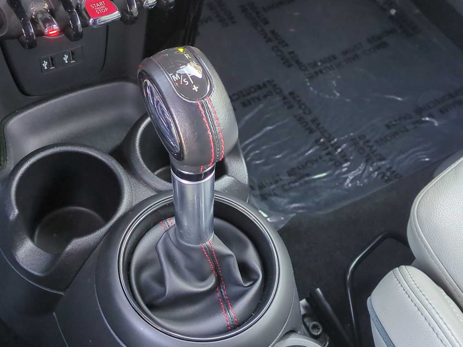 Thumbnail: 2019 MINI Cooper Convertible - 31