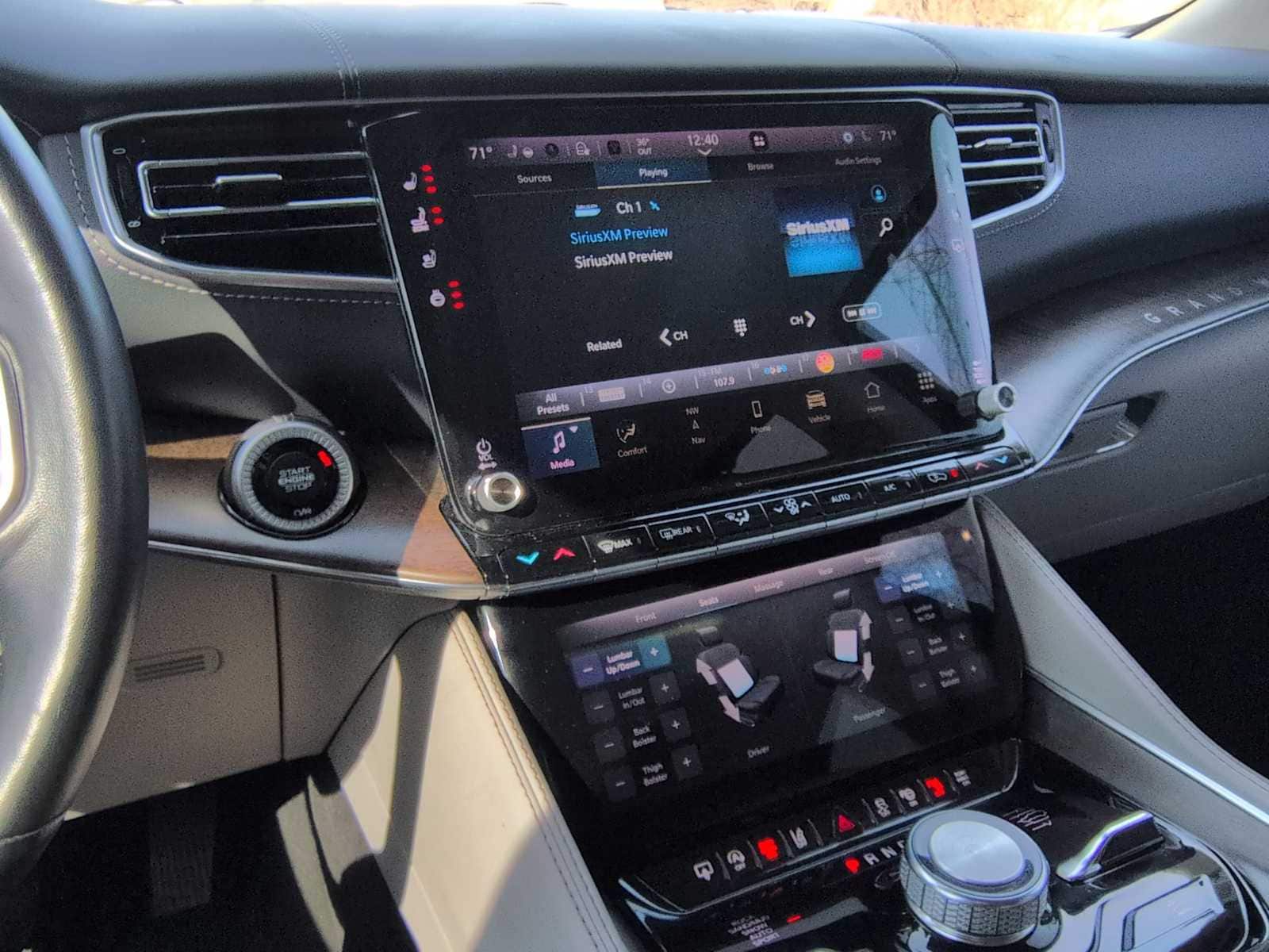 Thumbnail: 2023 Jeep Grand Wagoneer - 30