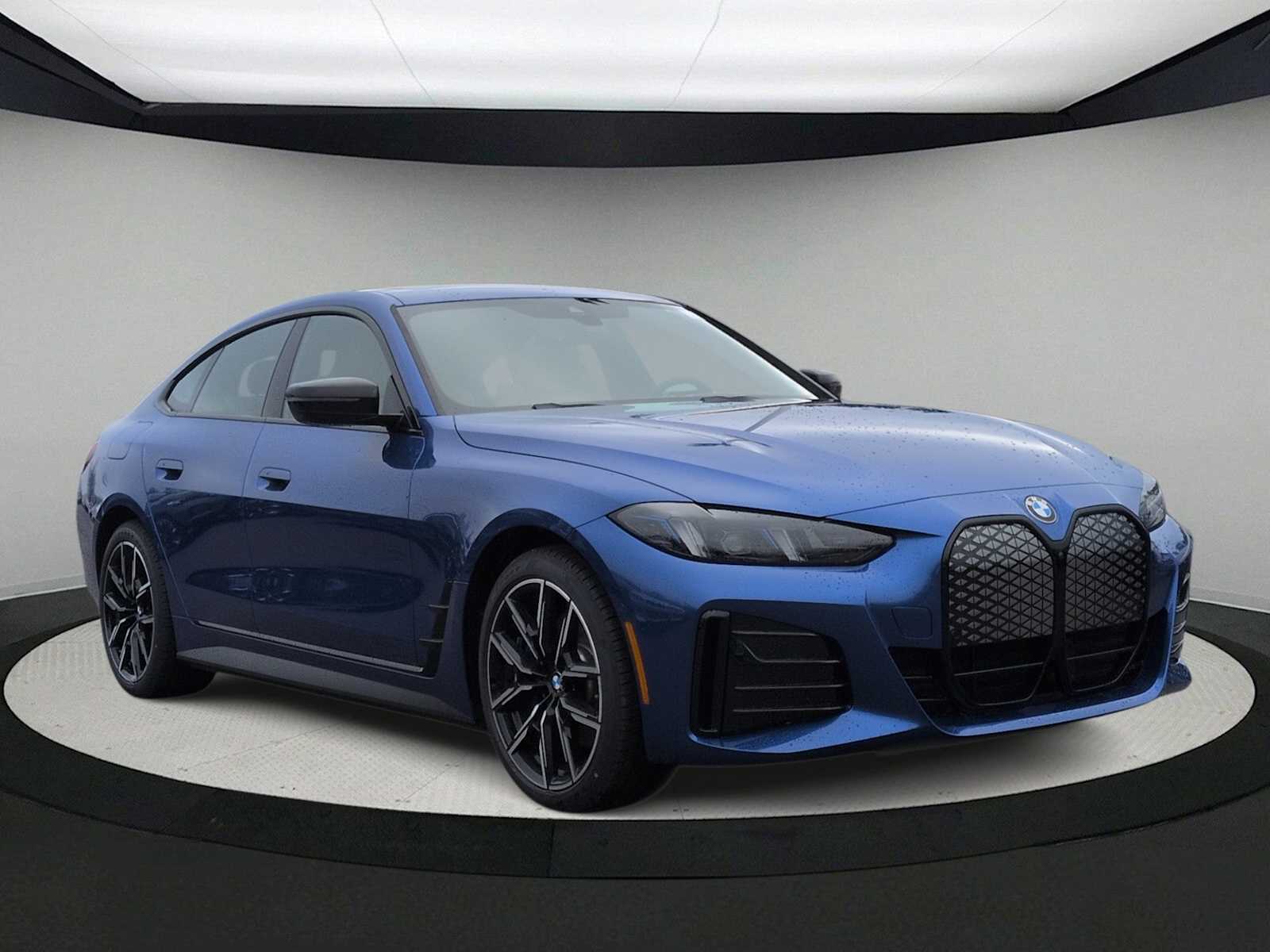 Thumbnail: 2026 BMW i4 - 2