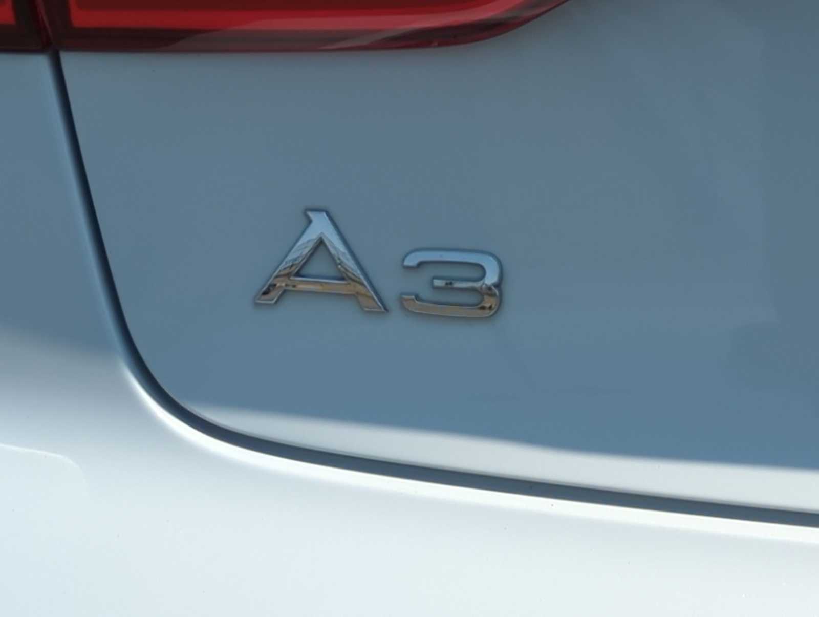 2015 Audi A3 e-tron Premium Plus 4