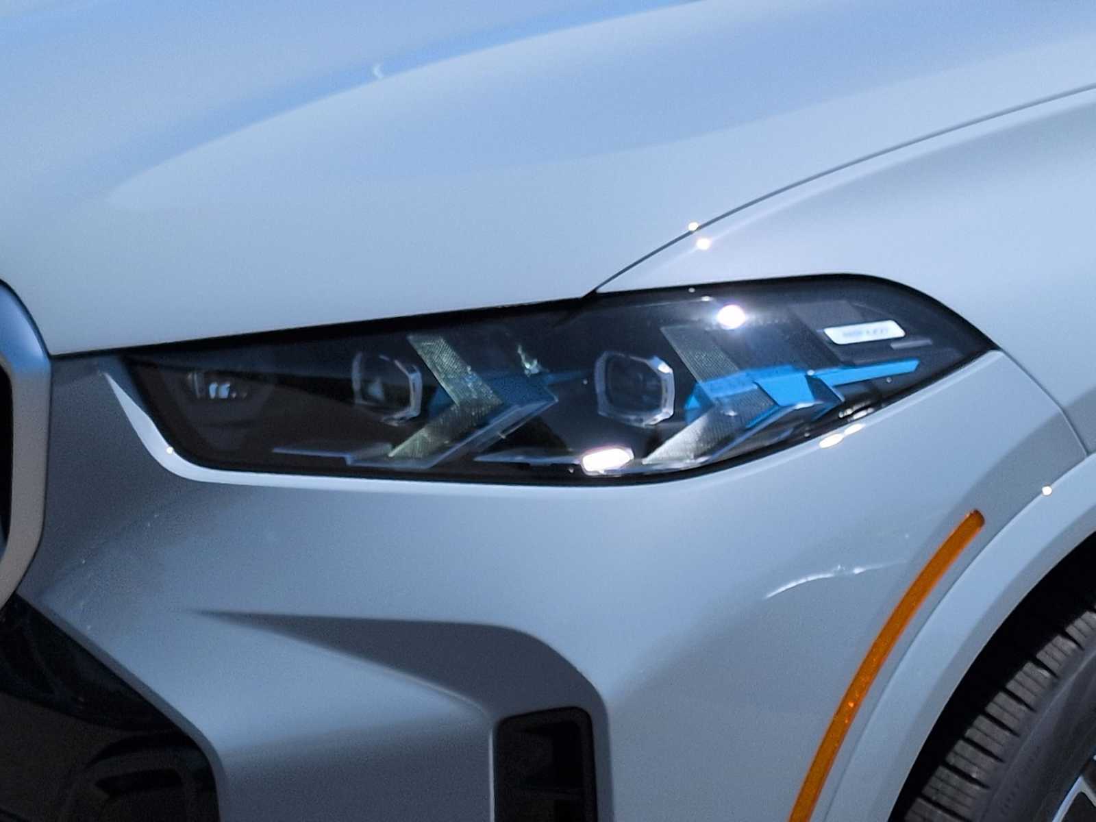 Thumbnail: 2026 BMW X5 - 12