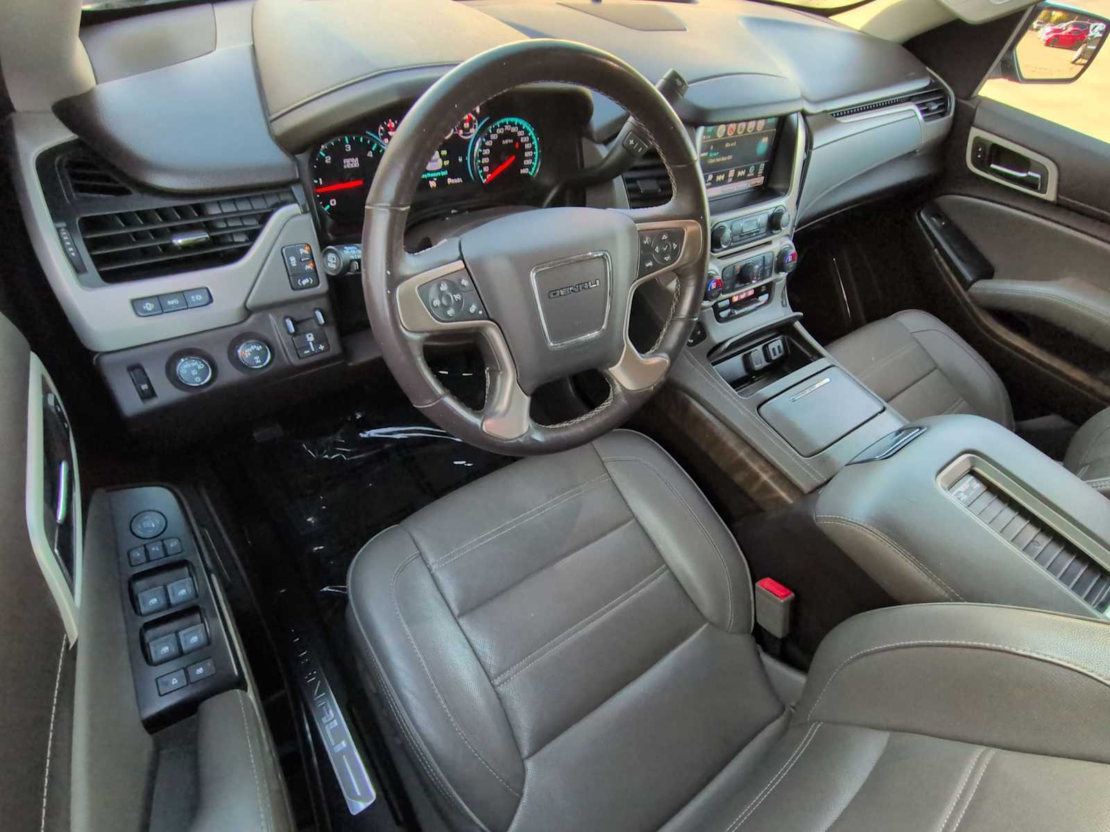 Thumbnail: 2018 GMC Yukon - 10