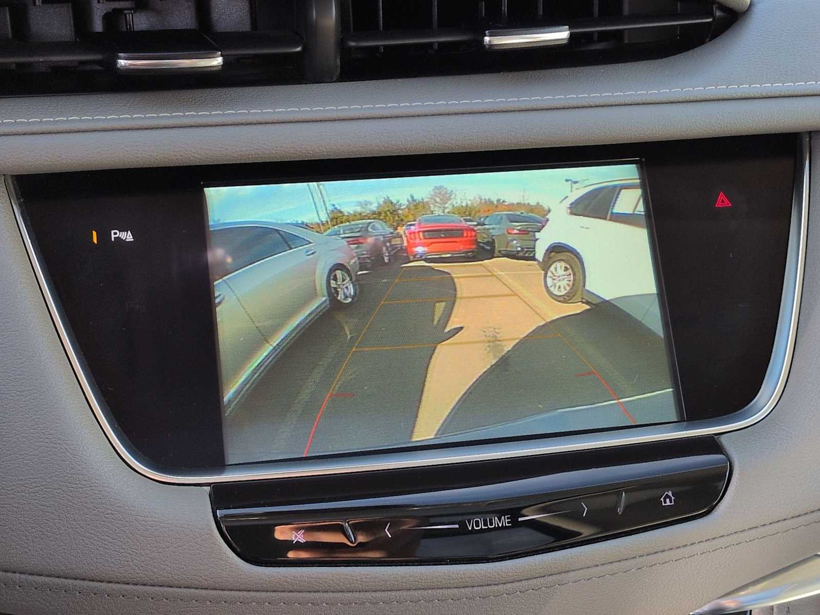 Thumbnail: 2019 Cadillac XT5 - 30