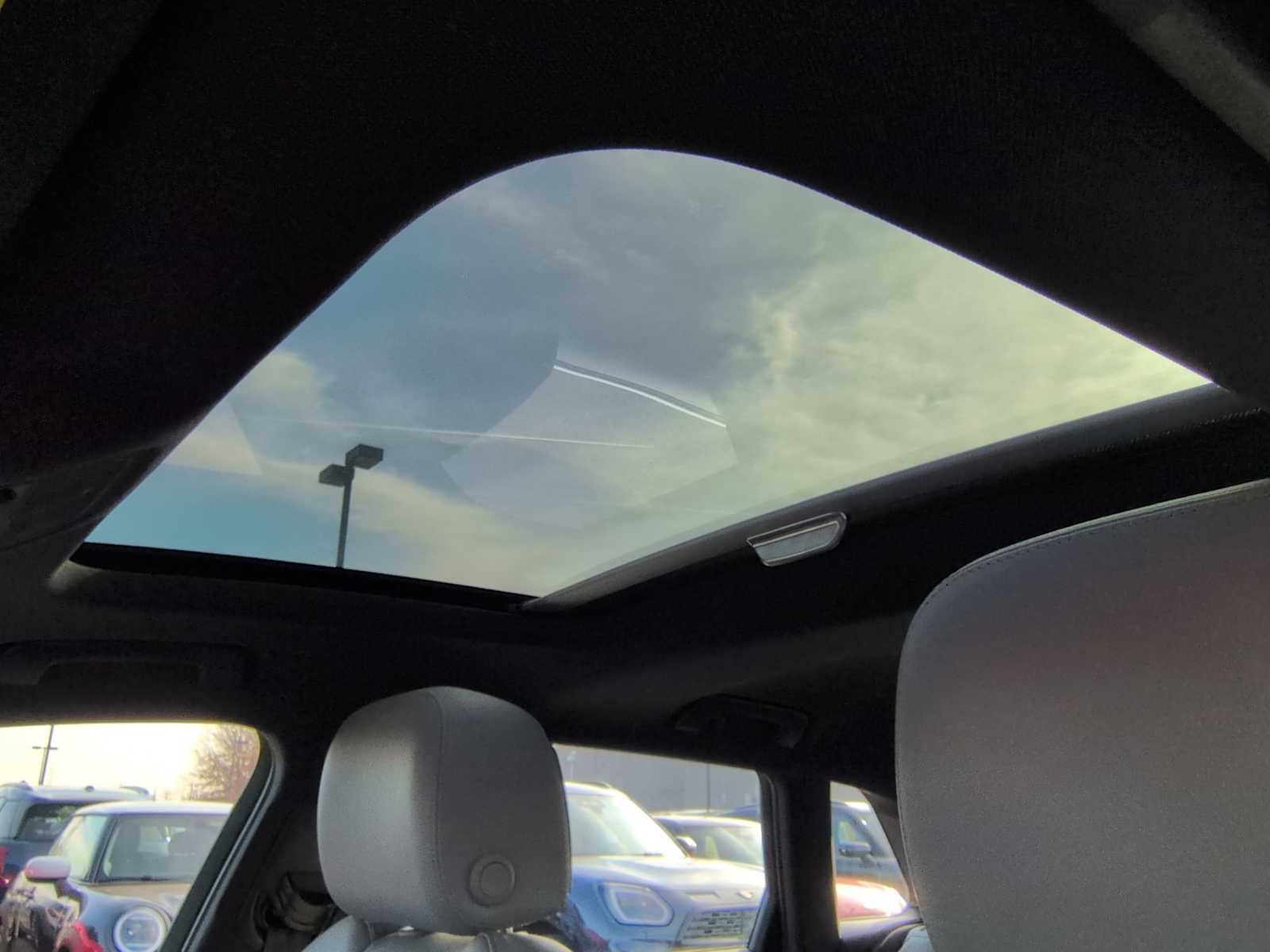 Thumbnail: 2017 Audi A3 e-tron - 20