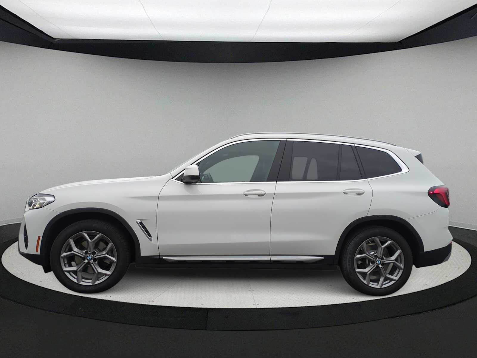 Thumbnail: 2023 BMW X3 - 5