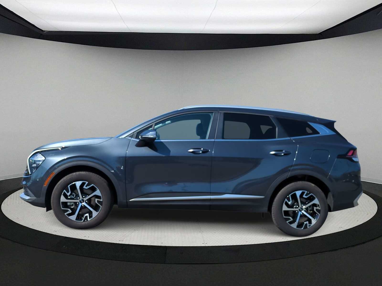 Thumbnail: 2023 Kia Sportage - 5