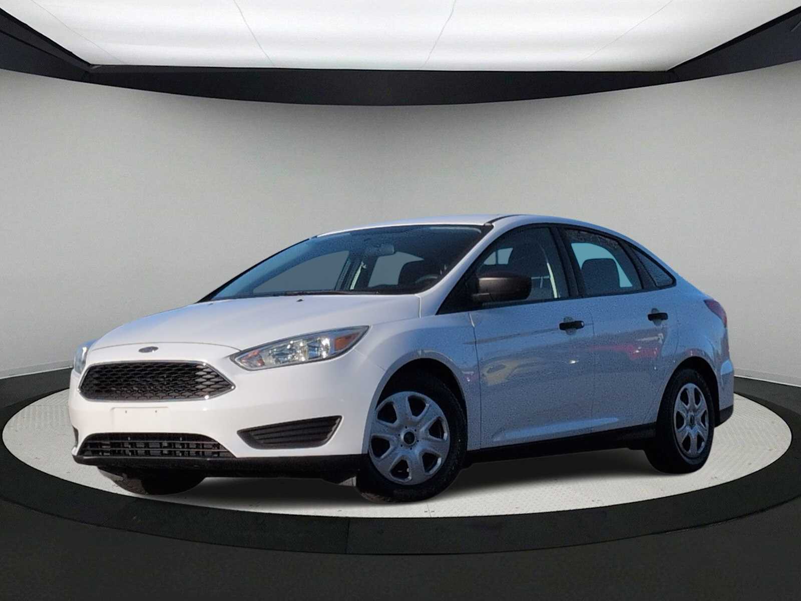 2015 Ford Focus S -
                  Sterling, VA