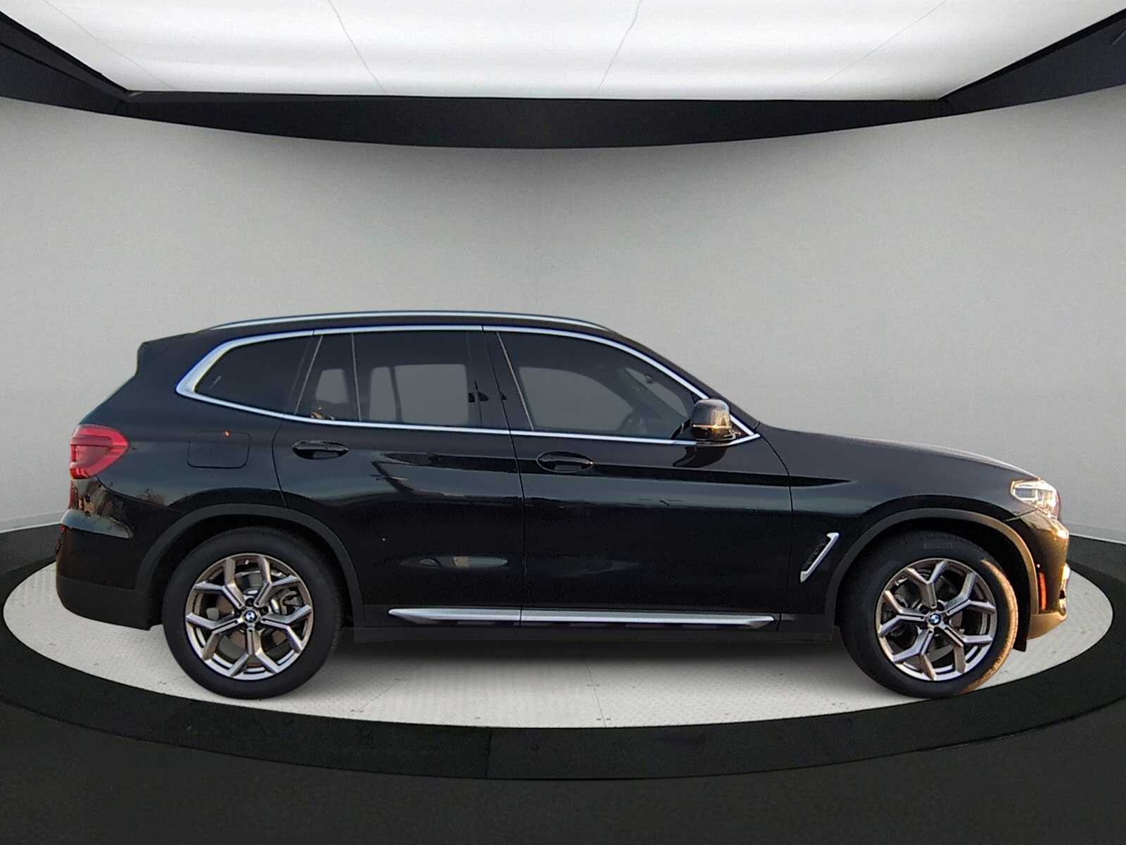 Thumbnail: 2021 BMW X3 - 9