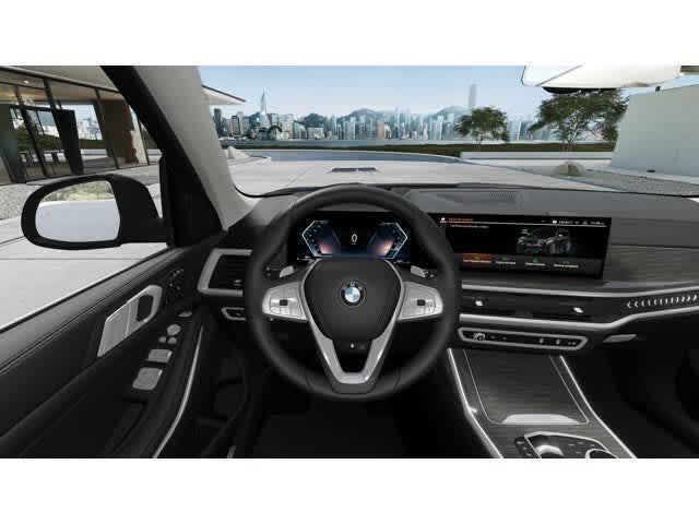 Thumbnail: 2026 BMW X7 - 13