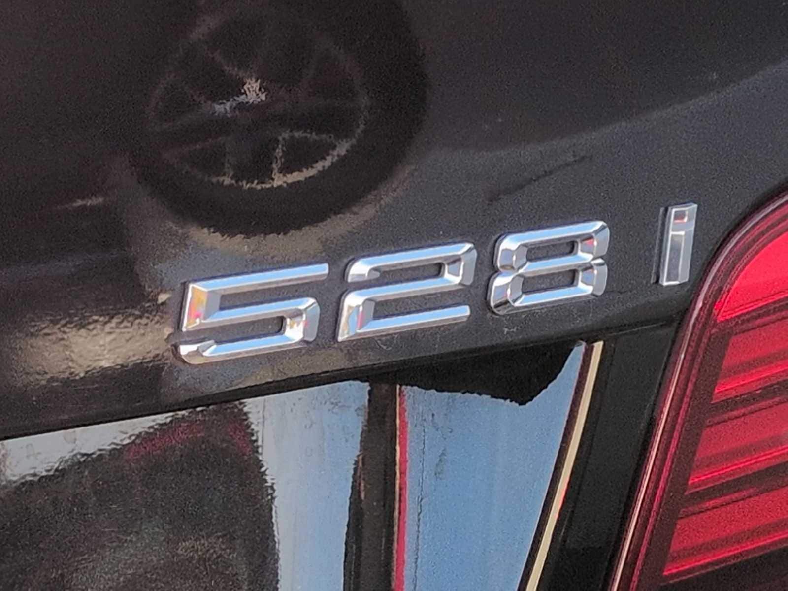 Thumbnail: 2014 BMW 5 Series - 12