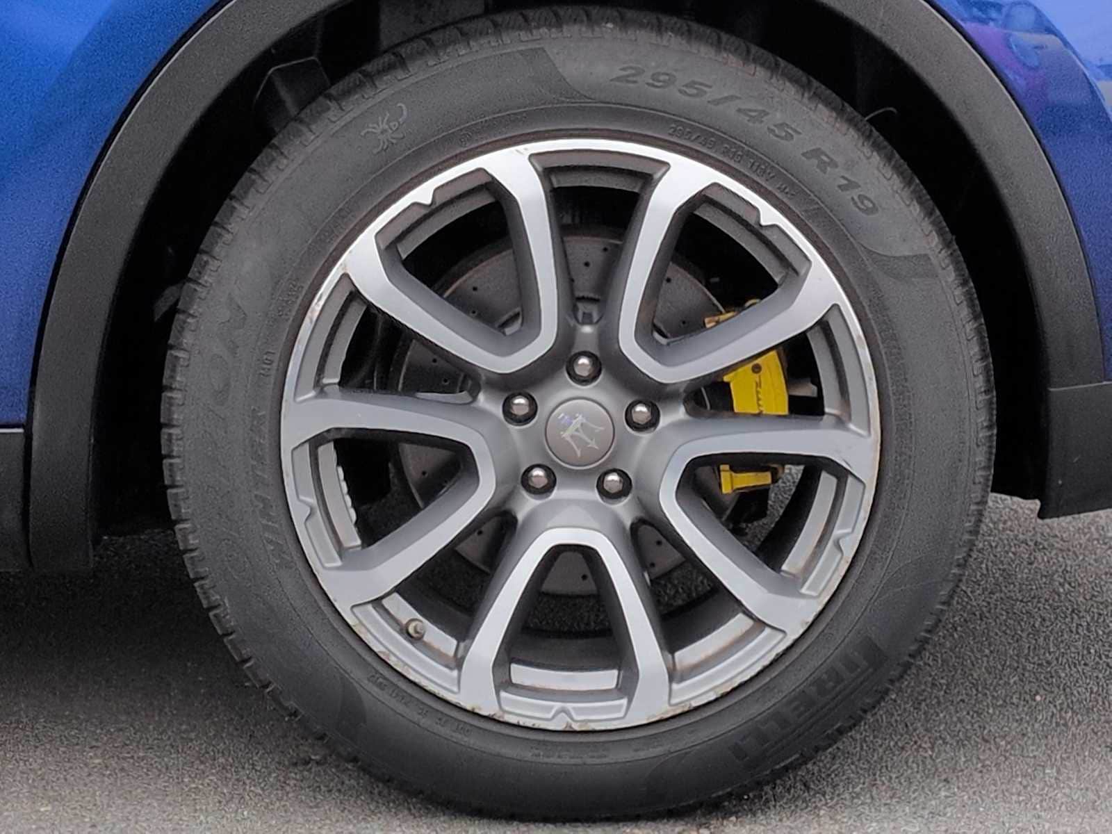 Thumbnail: 2017 Maserati Levante - 14