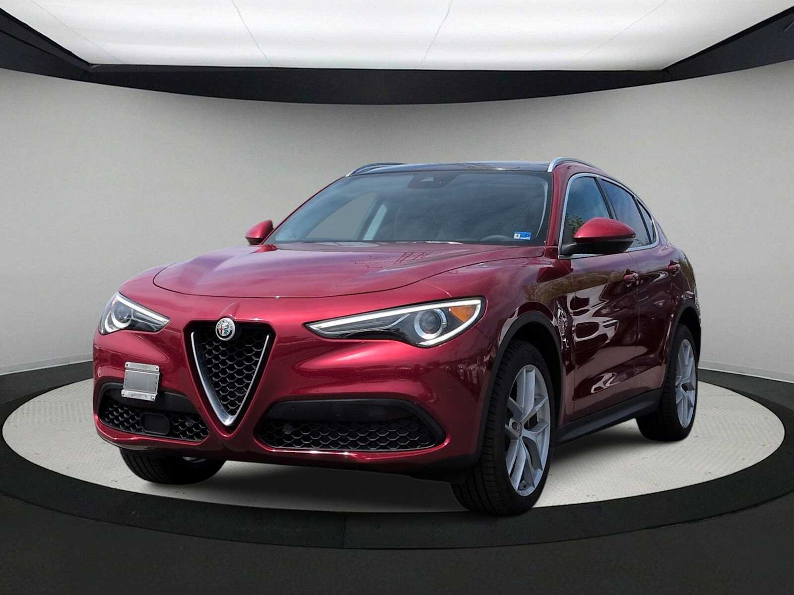 Thumbnail: 2019 Alfa Romeo Stelvio - 4