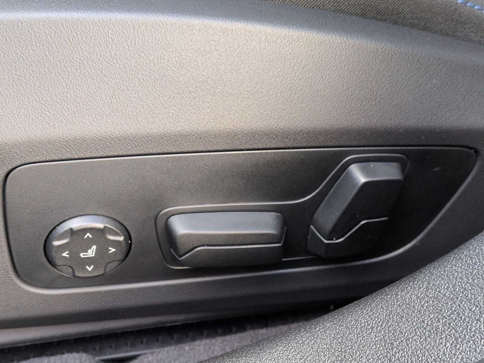 Thumbnail: 2026 BMW 2 Series - 18