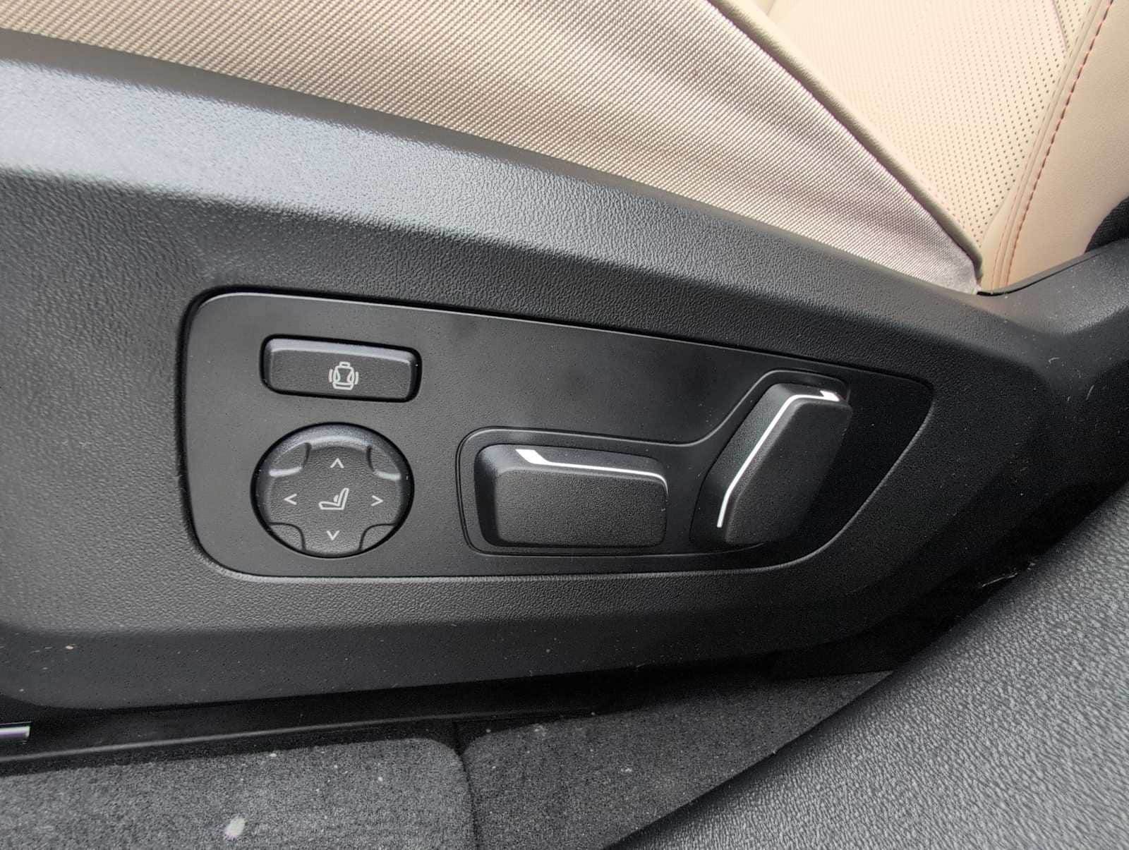 Thumbnail: 2026 BMW X3 - 17