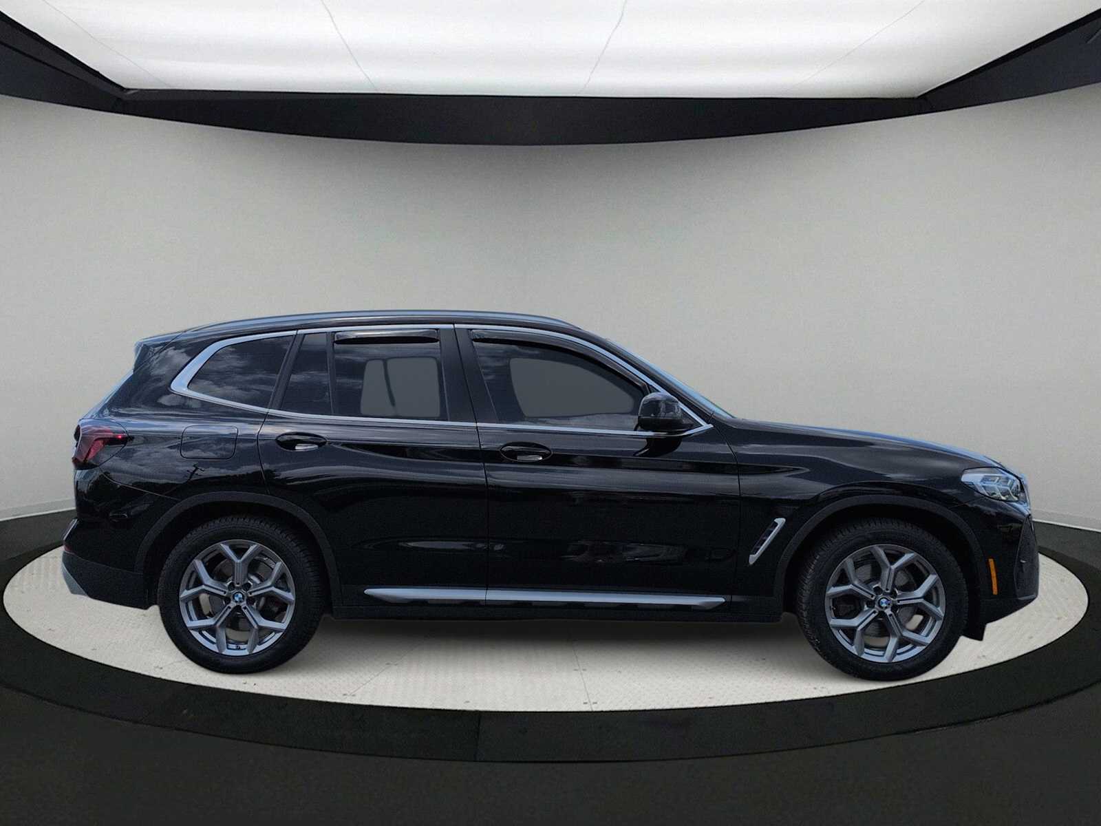 Thumbnail: 2023 BMW X3 - 9