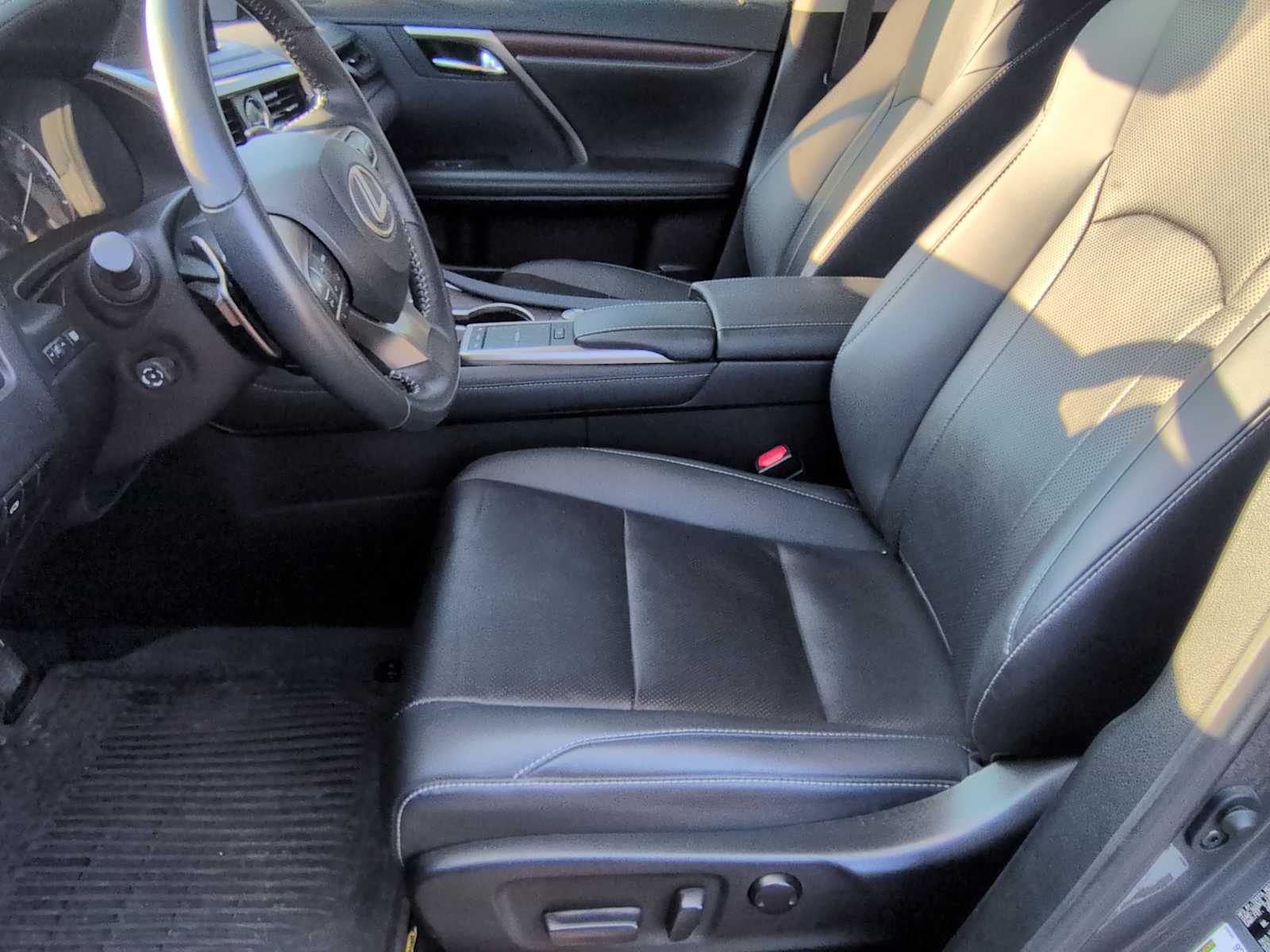 Thumbnail: 2022 Lexus RX - 16