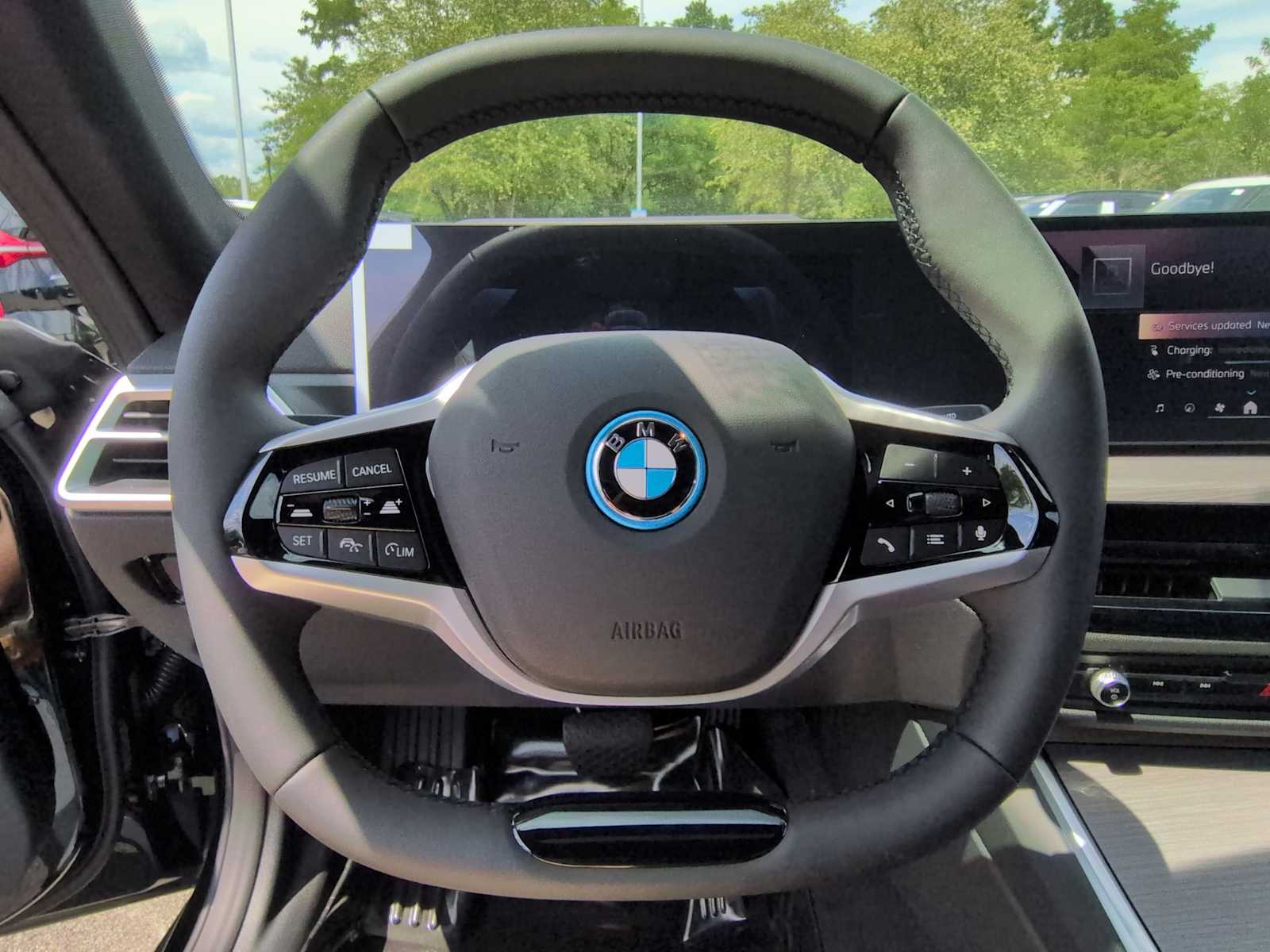 Thumbnail: 2026 BMW i4 - 25
