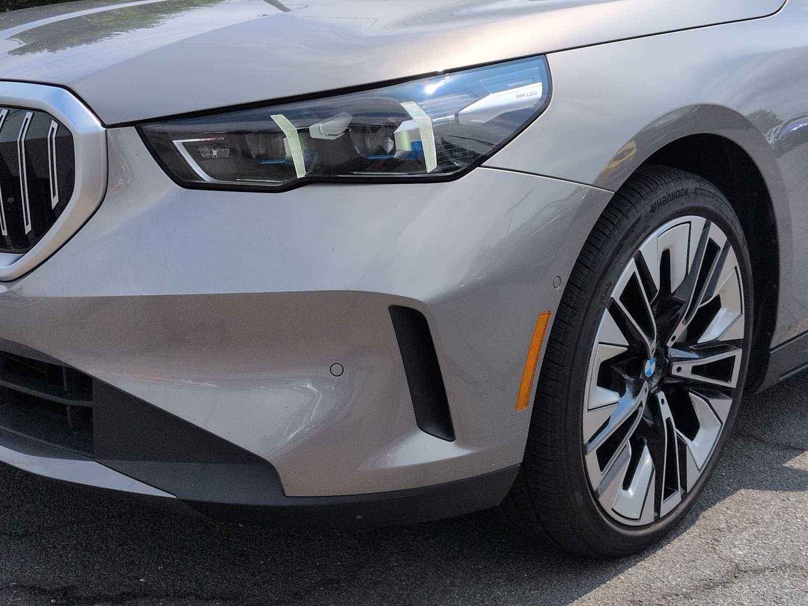 Thumbnail: 2024 BMW 5 Series - 11