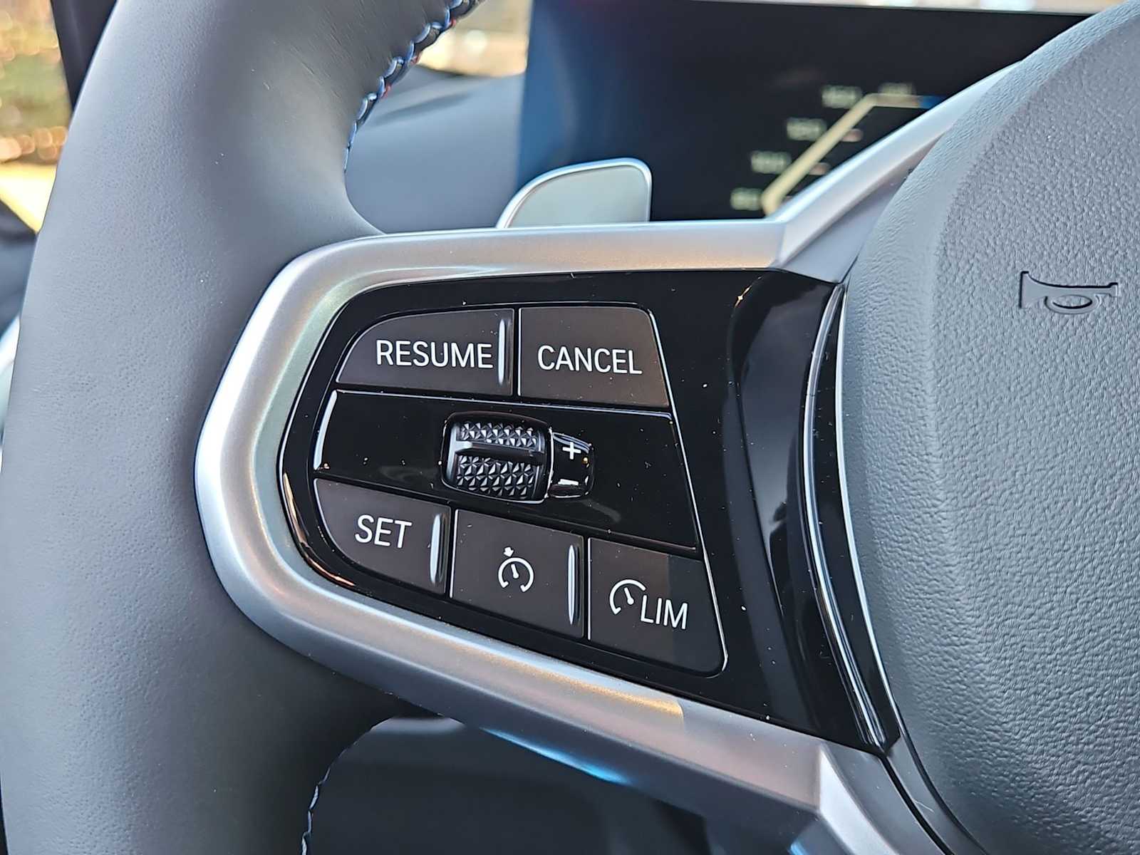 Thumbnail: 2026 BMW 3 Series - 22