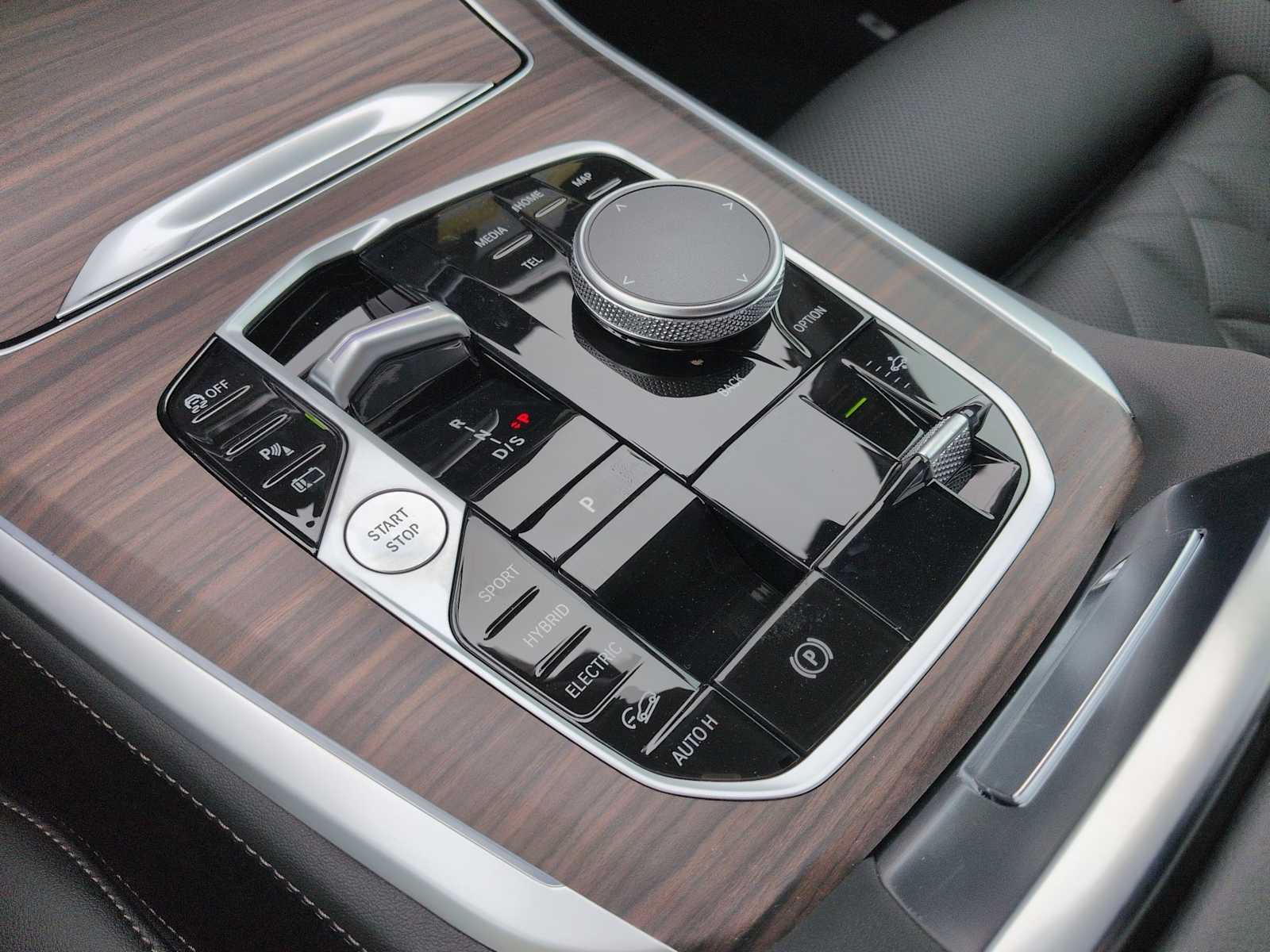 Thumbnail: 2026 BMW X5 - 35