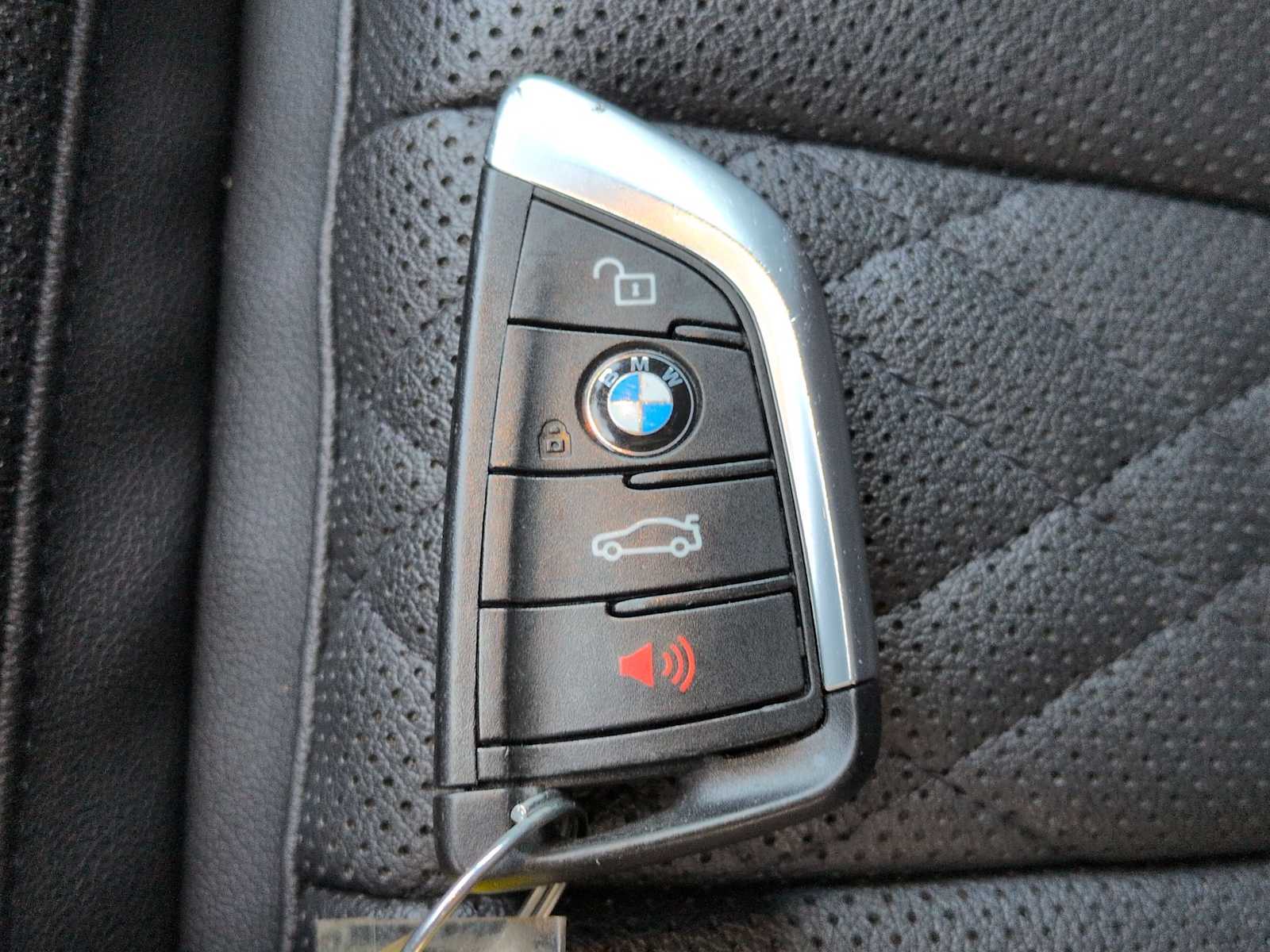 Thumbnail: 2021 BMW 5 Series - 37