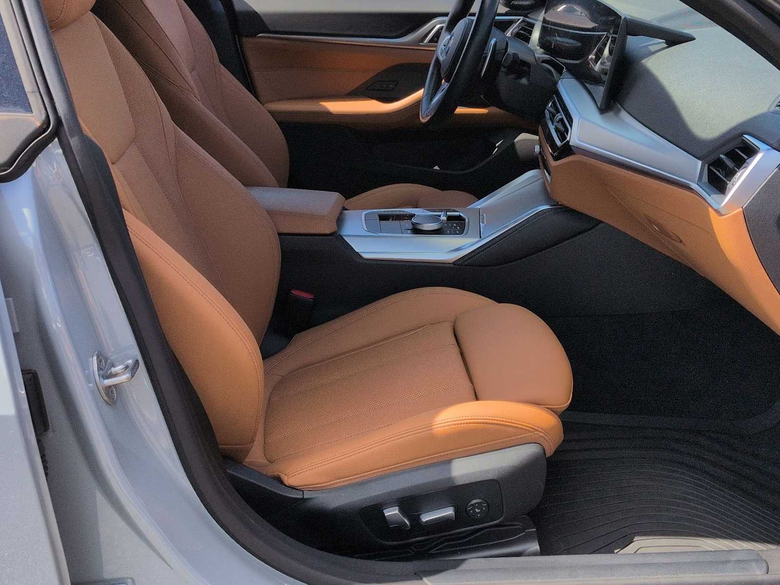 Thumbnail: 2024 BMW 4 Series - 24