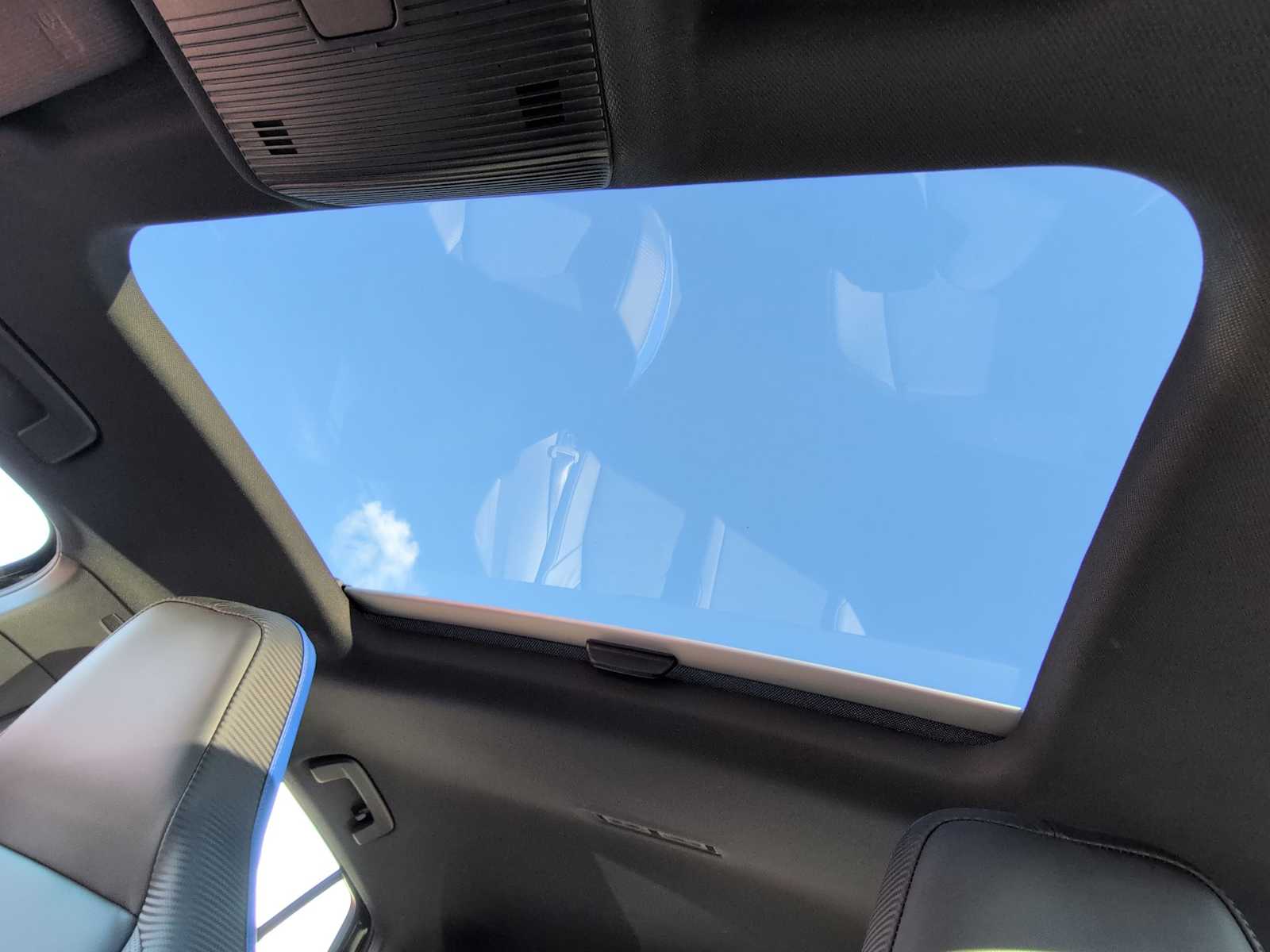 Thumbnail: 2024 Volkswagen Golf - 18