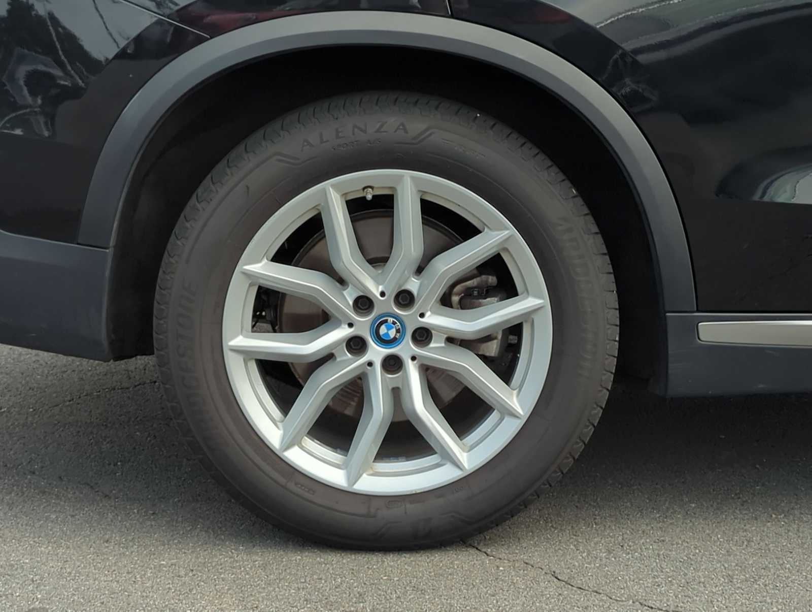 Thumbnail: 2023 BMW X5 - 13