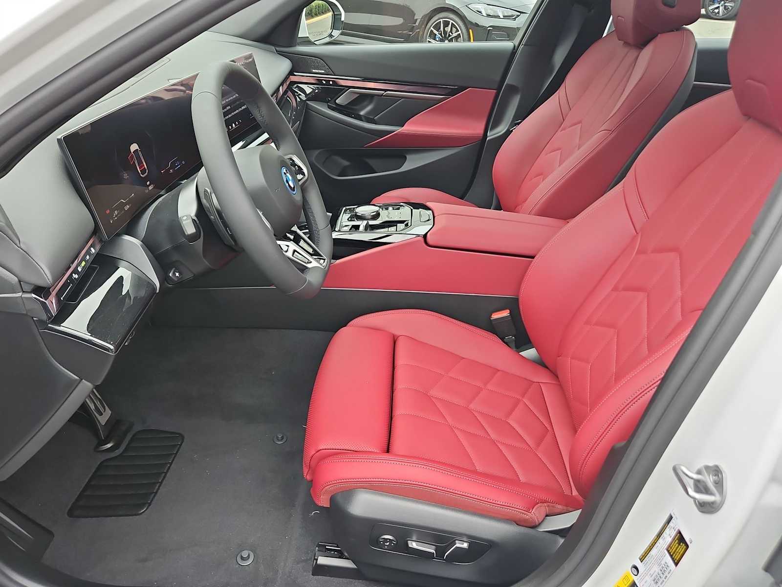 Thumbnail: 2026 BMW 5 Series - 16