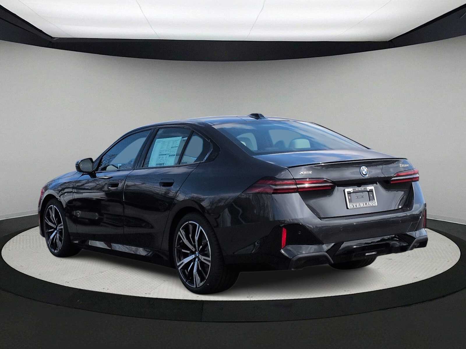 Thumbnail: 2026 BMW 5 Series - 6
