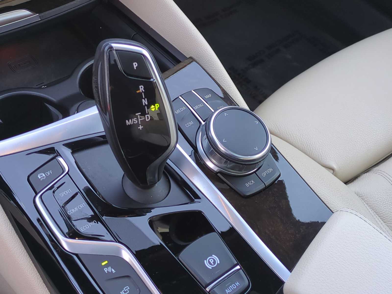 Thumbnail: 2017 BMW 5 Series - 34