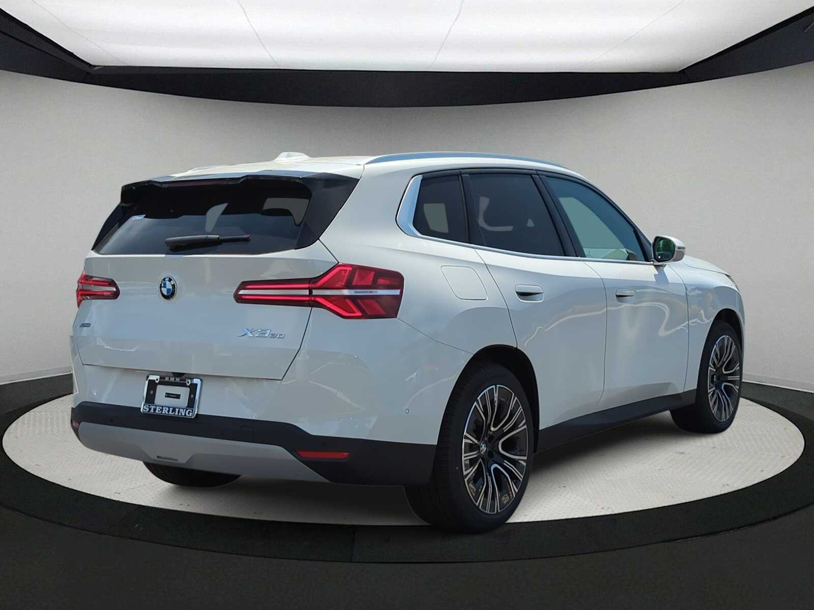 Thumbnail: 2025 BMW X3 - 8