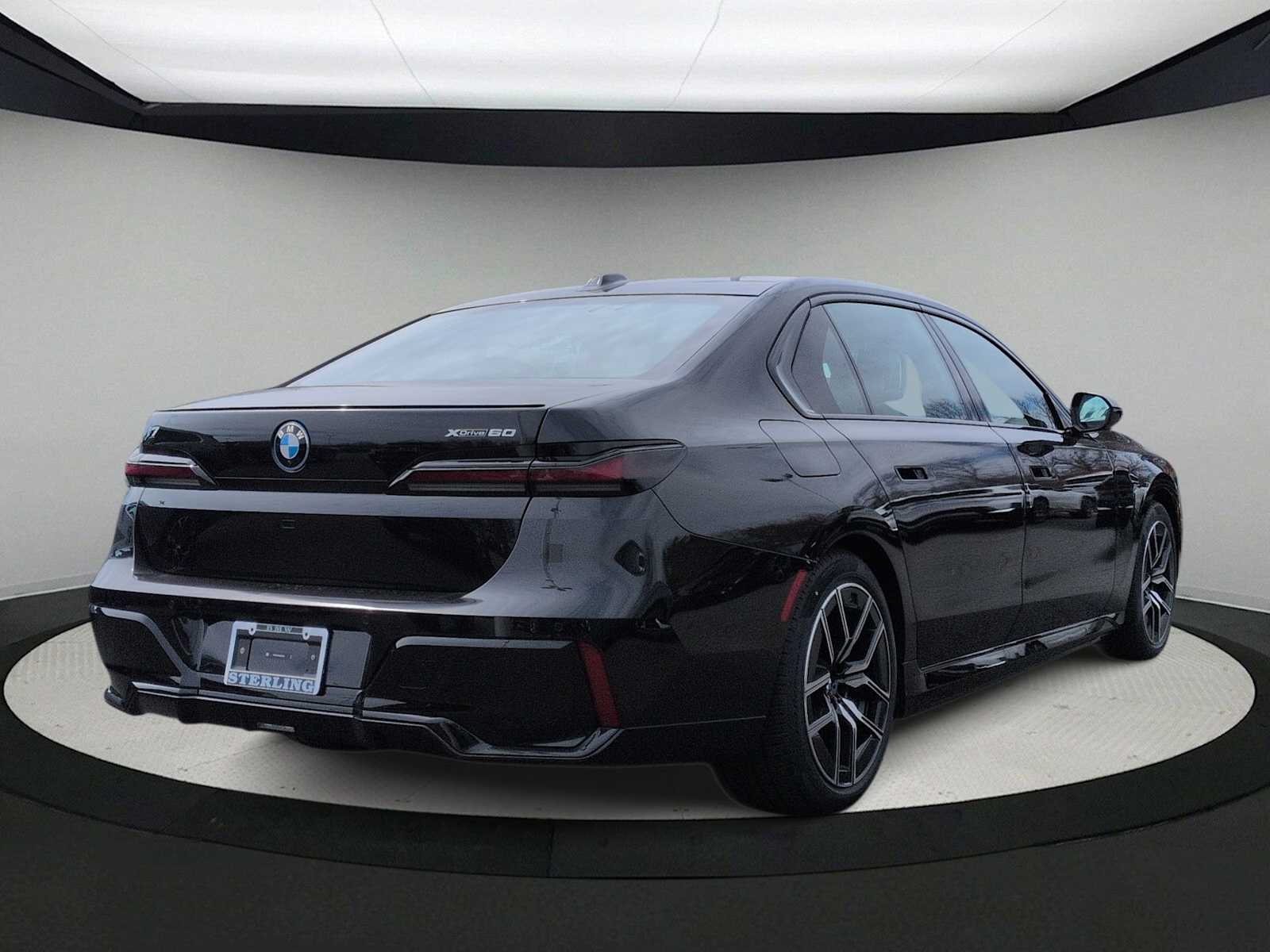 Thumbnail: 2026 BMW i7 - 8