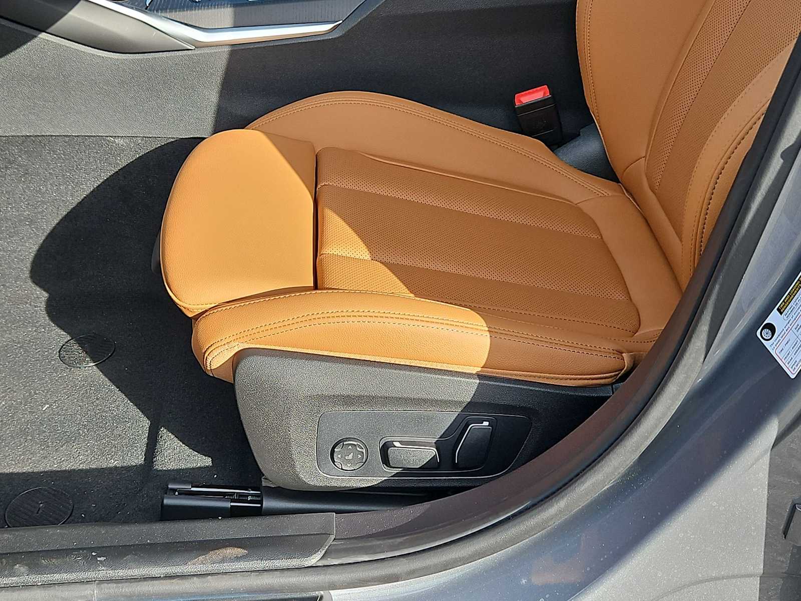 Thumbnail: 2026 BMW 3 Series - 18