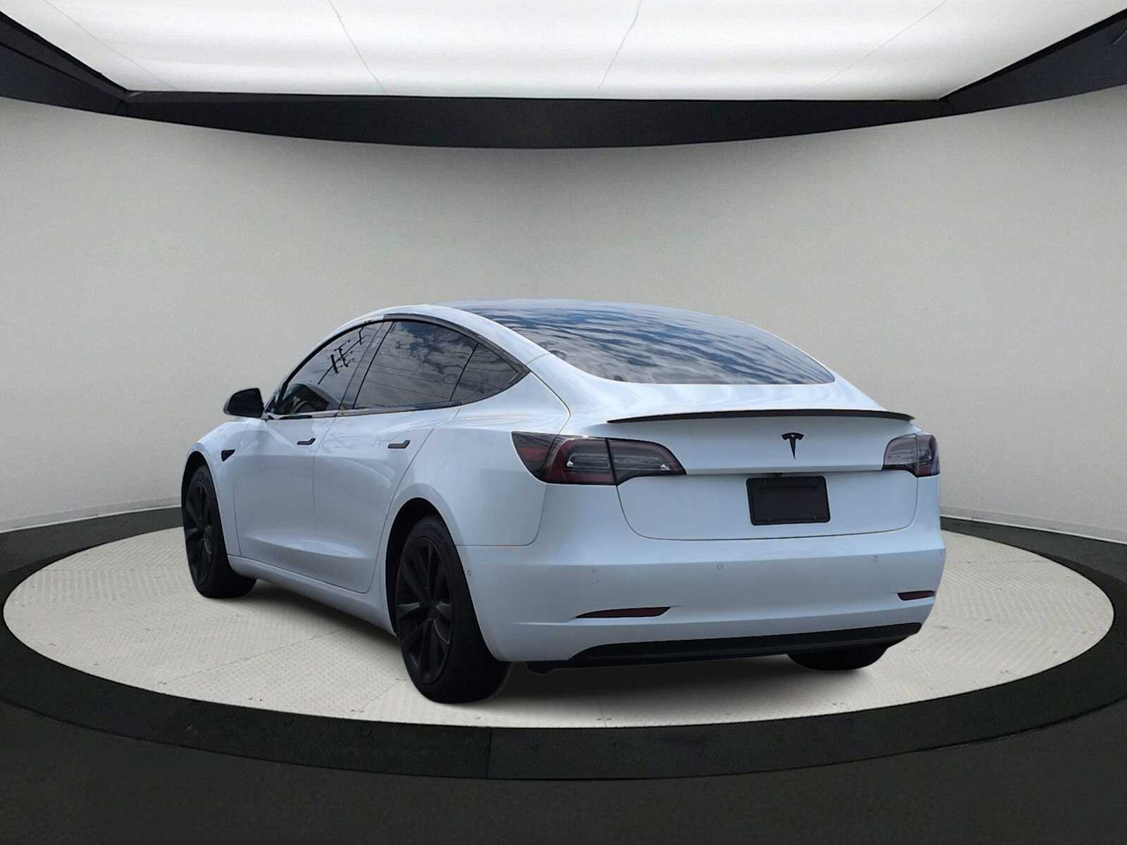 Thumbnail: 2019 Tesla Model 3 - 6