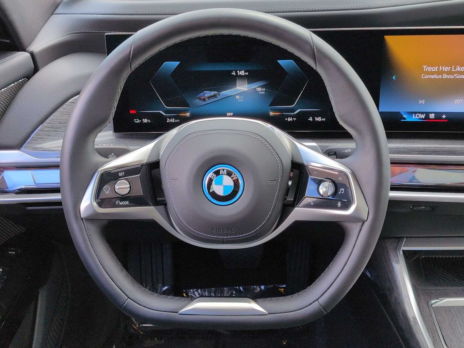 Thumbnail: 2025 BMW i7 - 25
