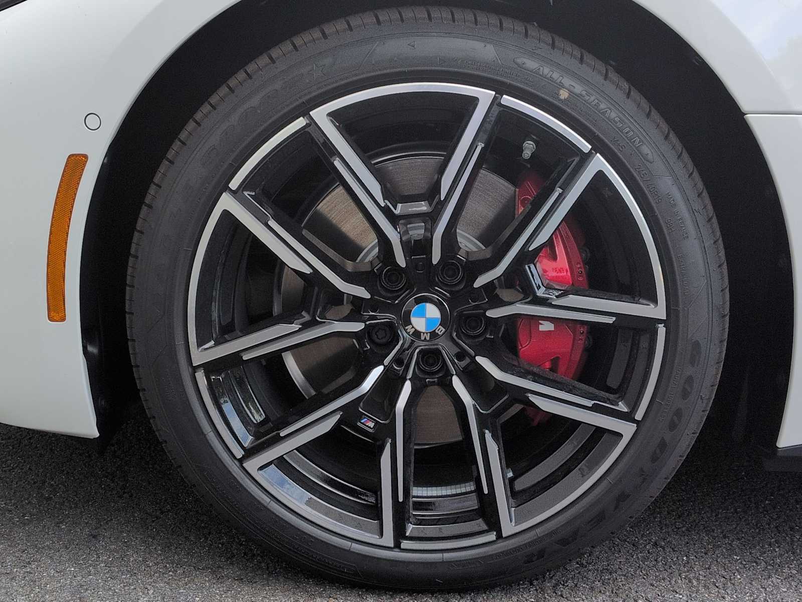 Thumbnail: 2026 BMW i4 - 14