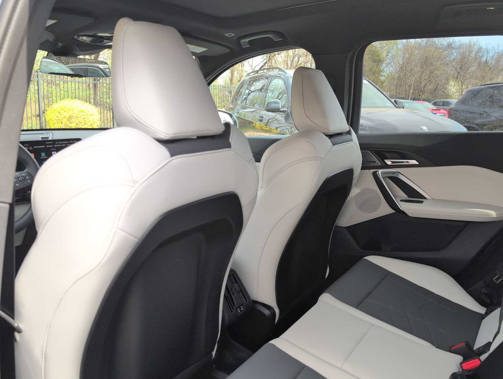 Thumbnail: 2026 BMW X1 - 18