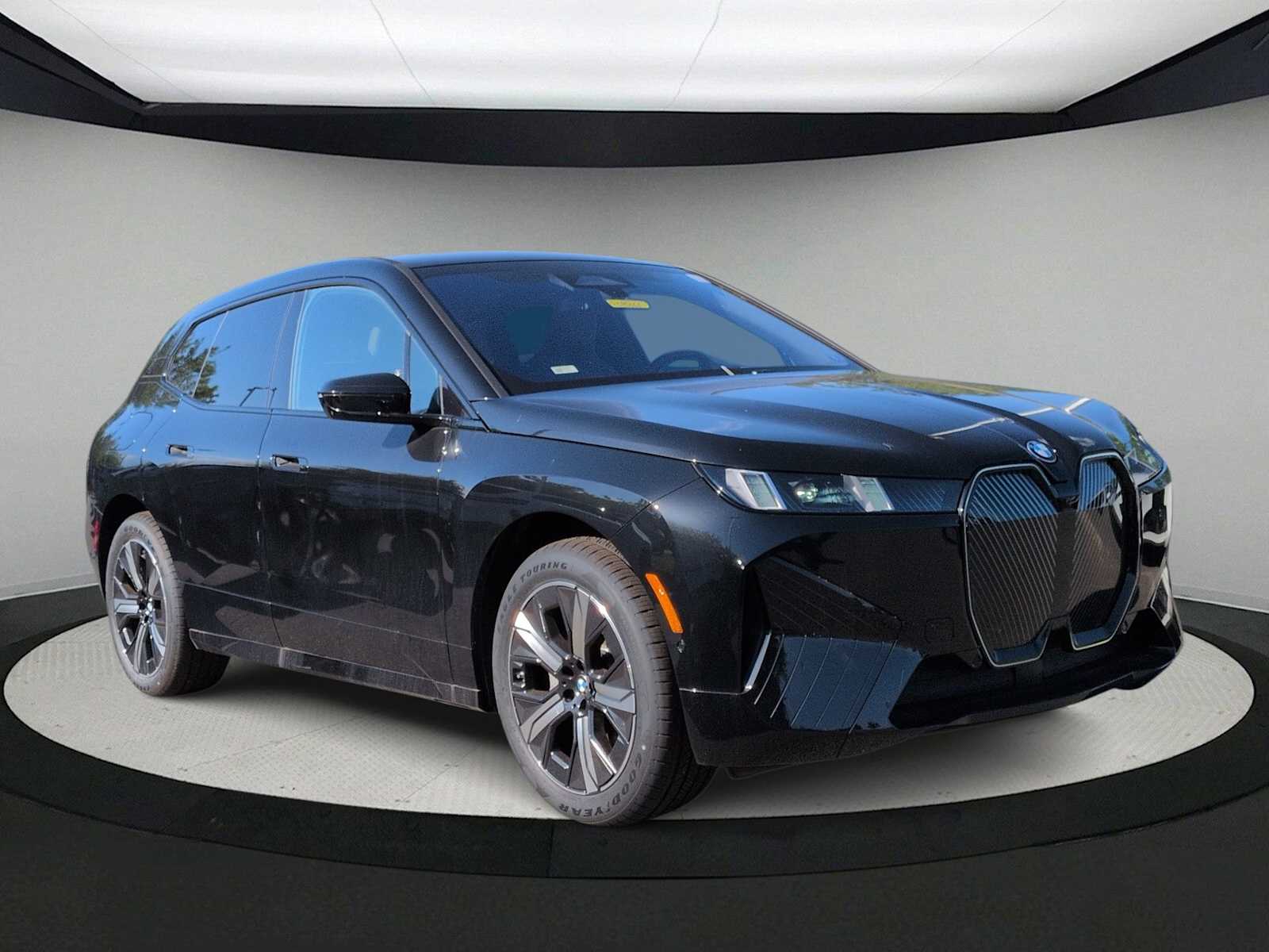 Thumbnail: 2026 BMW iX - 2