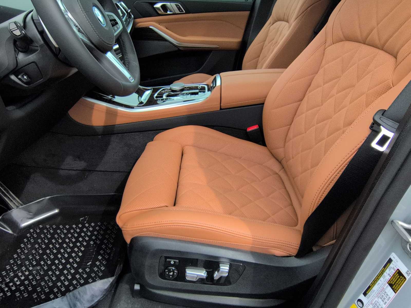 Thumbnail: 2026 BMW X5 - 17